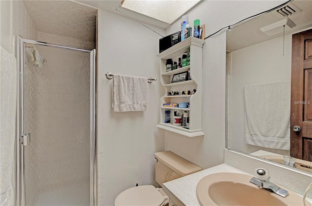 BRADENTON, Florida 34209, 4 Bedrooms Bedrooms, 3 Rooms Rooms,3 BathroomsBathrooms,Residential,For sale,A4207081