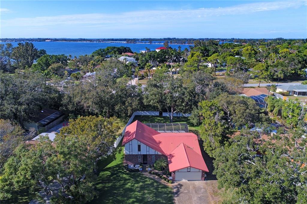 BRADENTON, Florida 34209, 4 Bedrooms Bedrooms, 3 Rooms Rooms,3 BathroomsBathrooms,Residential,For sale,A4207081