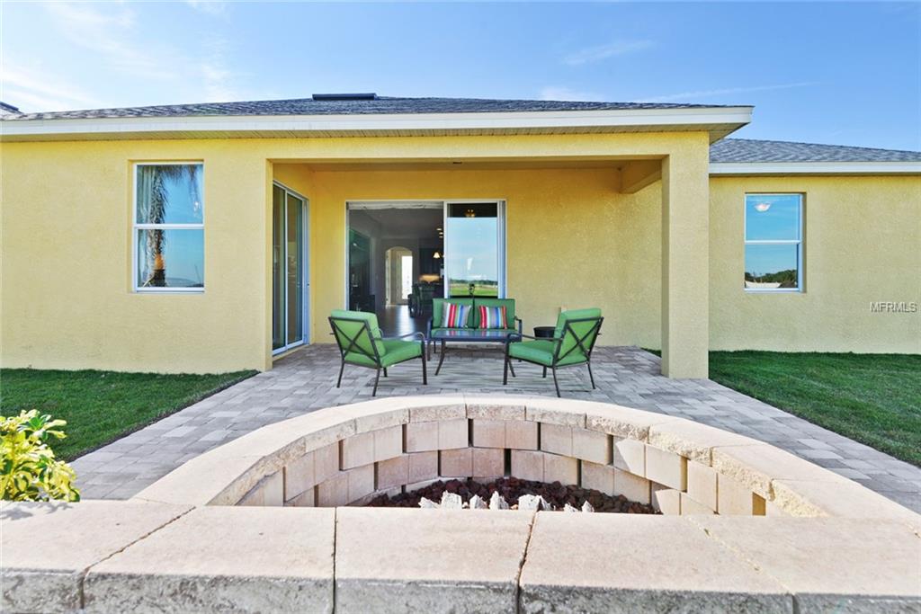 2326 PALMETUM LOOP, APOPKA, Florida 32712, 4 Bedrooms Bedrooms, 11 Rooms Rooms,2 BathroomsBathrooms,Residential,For sale,PALMETUM,W7637145