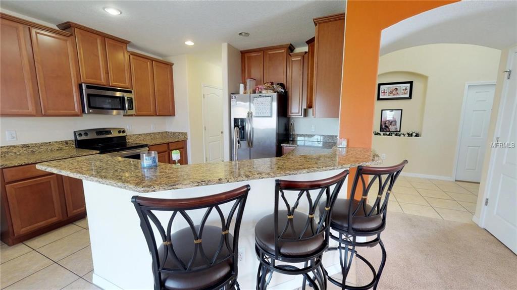 10521 SUMMER AZURE DRIVE, RIVERVIEW, Florida 33578, 3 Bedrooms Bedrooms, 8 Rooms Rooms,2 BathroomsBathrooms,Residential,For sale,SUMMER AZURE,T2925362