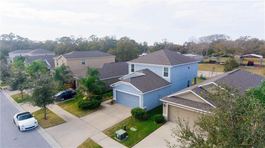 10521 SUMMER AZURE DRIVE, RIVERVIEW, Florida 33578, 3 Bedrooms Bedrooms, 8 Rooms Rooms,2 BathroomsBathrooms,Residential,For sale,SUMMER AZURE,T2925362