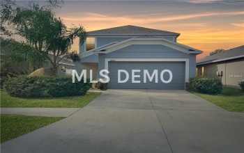 10521 SUMMER AZURE DRIVE, RIVERVIEW, Florida 33578, 3 Bedrooms Bedrooms, 8 Rooms Rooms,2 BathroomsBathrooms,Residential,For sale,SUMMER AZURE,T2925362