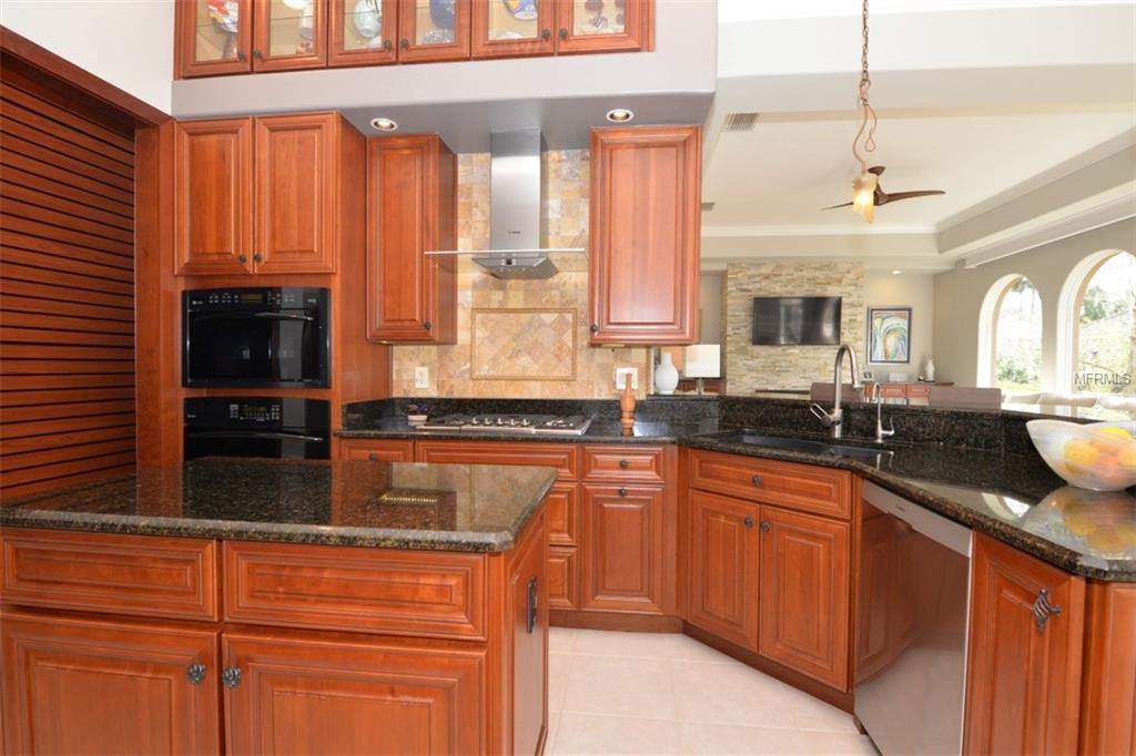 5255 SHORELINE CIRCLE, SANFORD, Florida 32771, 4 Bedrooms Bedrooms, 9 Rooms Rooms,3 BathroomsBathrooms,Residential,For sale,SHORELINE,O5560761