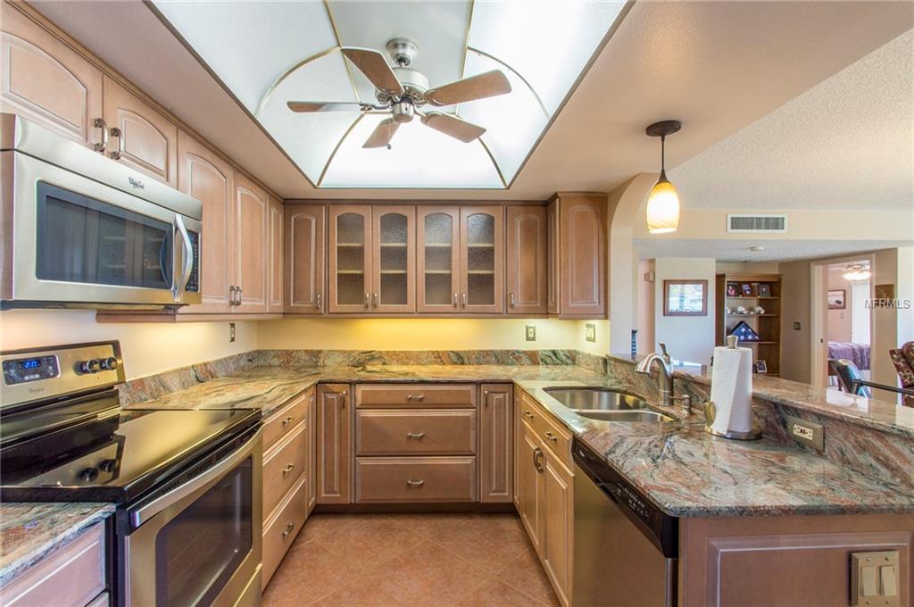 700 STARKEY ROAD, LARGO, Florida 33771, 2 Bedrooms Bedrooms, 4 Rooms Rooms,2 BathroomsBathrooms,Residential,For sale,STARKEY,U7847092