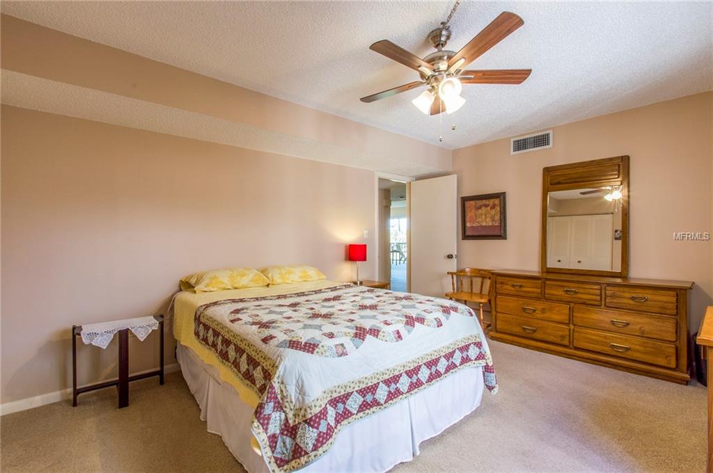 700 STARKEY ROAD, LARGO, Florida 33771, 2 Bedrooms Bedrooms, 4 Rooms Rooms,2 BathroomsBathrooms,Residential,For sale,STARKEY,U7847092