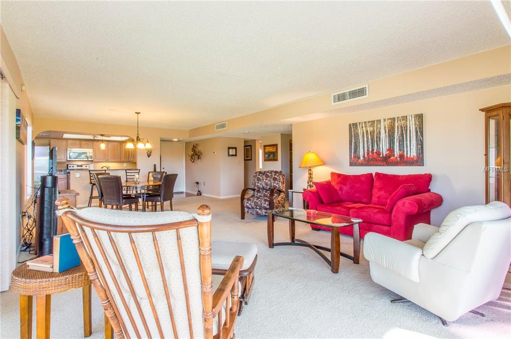 700 STARKEY ROAD, LARGO, Florida 33771, 2 Bedrooms Bedrooms, 4 Rooms Rooms,2 BathroomsBathrooms,Residential,For sale,STARKEY,U7847092