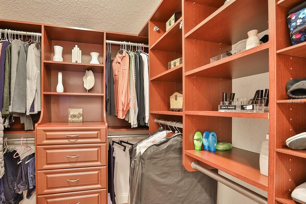 13801 75TH AVENUE, SEMINOLE, Florida 33776, 4 Bedrooms Bedrooms, 3 Rooms Rooms,2 BathroomsBathrooms,Residential,For sale,75TH,U7847253