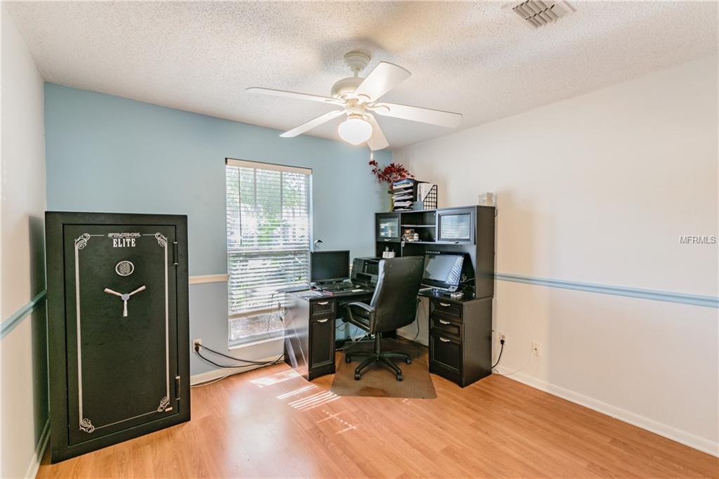 1881 FLORIDA AVENUE, PALM HARBOR, Florida 34683, 3 Bedrooms Bedrooms, 6 Rooms Rooms,2 BathroomsBathrooms,Residential,For sale,FLORIDA,U7847354