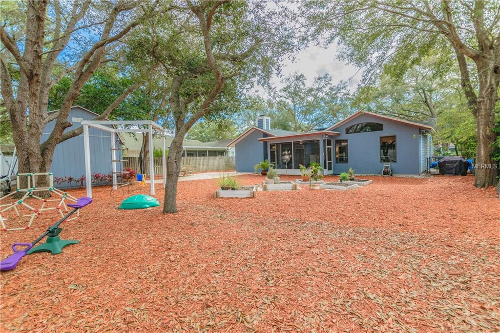 1881 FLORIDA AVENUE, PALM HARBOR, Florida 34683, 3 Bedrooms Bedrooms, 6 Rooms Rooms,2 BathroomsBathrooms,Residential,For sale,FLORIDA,U7847354