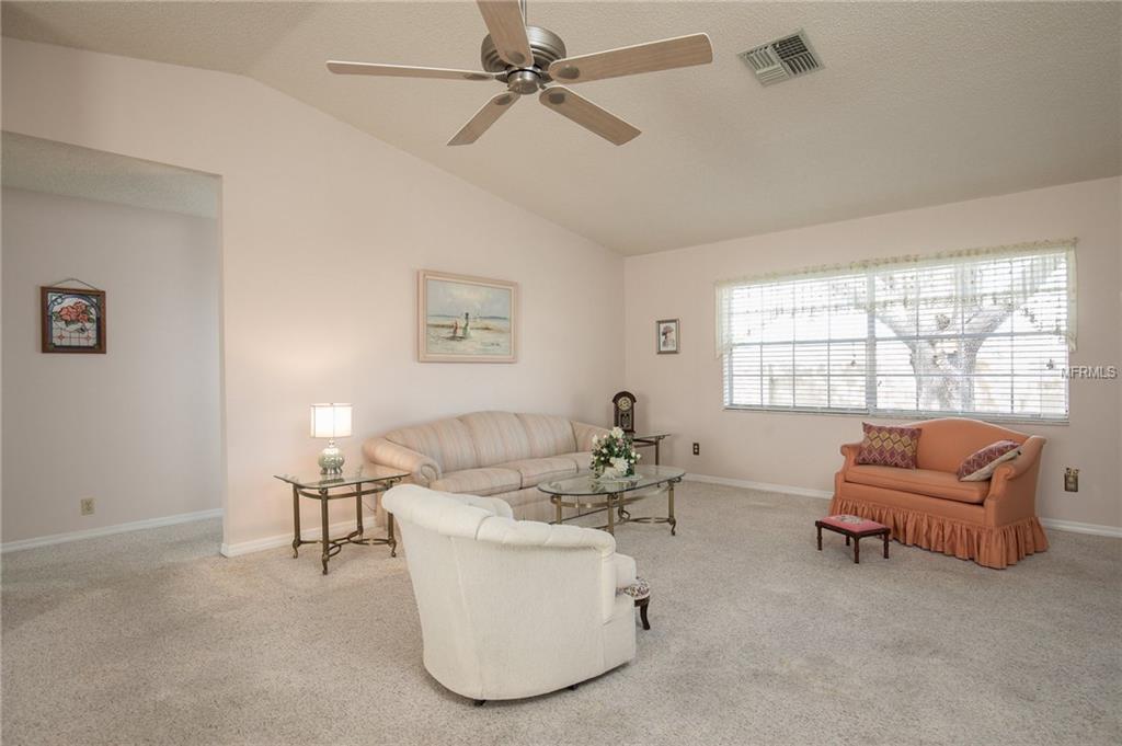 8813 MANOS CIRCLE, NEW PORT RICHEY, Florida 34655, 3 Bedrooms Bedrooms, 3 Rooms Rooms,2 BathroomsBathrooms,Residential,For sale,MANOS,U7847584