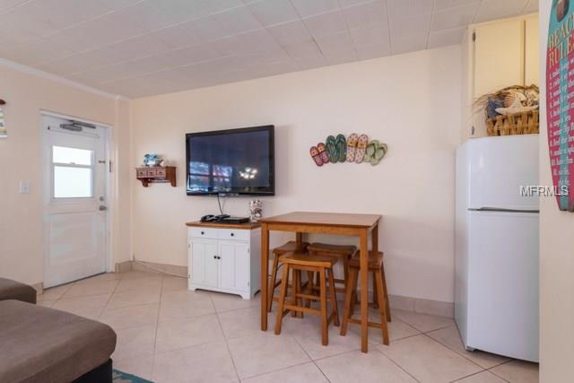 11730 GULF BOULEVARD, TREASURE ISLAND, Florida 33706, 2 Bedrooms Bedrooms, 3 Rooms Rooms,1 BathroomBathrooms,Residential,For sale,GULF,U7827270