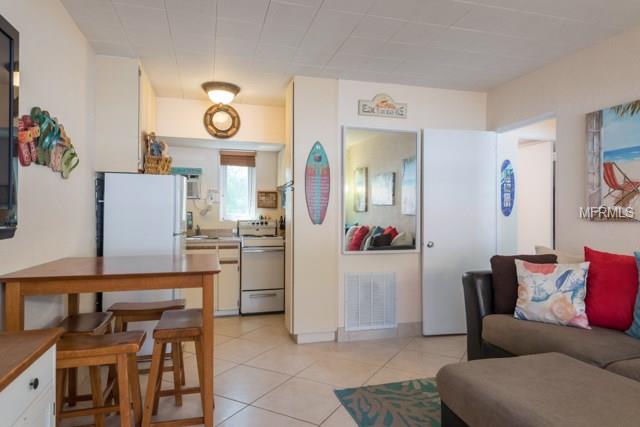 11730 GULF BOULEVARD, TREASURE ISLAND, Florida 33706, 2 Bedrooms Bedrooms, 3 Rooms Rooms,1 BathroomBathrooms,Residential,For sale,GULF,U7827270