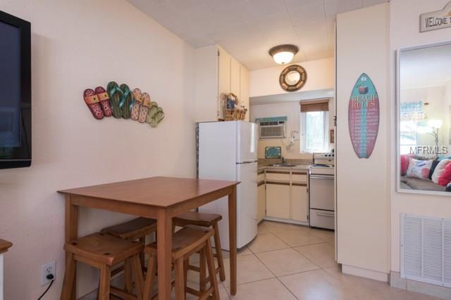 11730 GULF BOULEVARD, TREASURE ISLAND, Florida 33706, 2 Bedrooms Bedrooms, 3 Rooms Rooms,1 BathroomBathrooms,Residential,For sale,GULF,U7827270