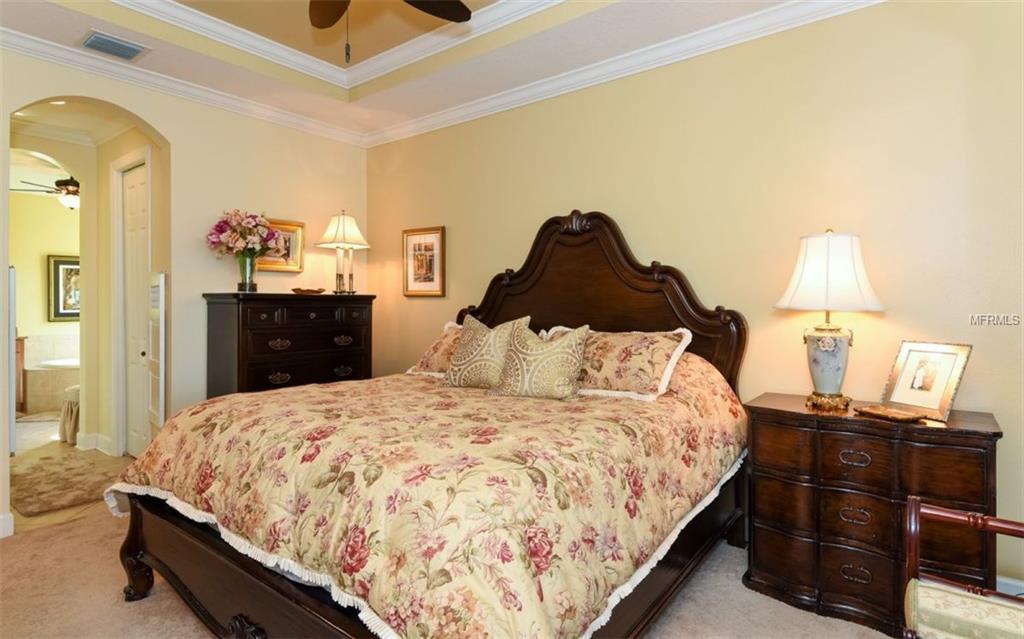 5222 CASTELLO LANE, BRADENTON, Florida 34211, 3 Bedrooms Bedrooms, 8 Rooms Rooms,2 BathroomsBathrooms,Residential,For sale,CASTELLO,A4195993