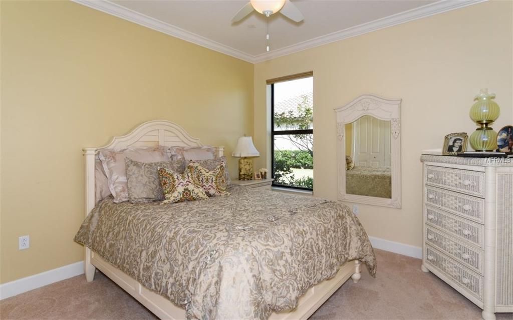 5222 CASTELLO LANE, BRADENTON, Florida 34211, 3 Bedrooms Bedrooms, 8 Rooms Rooms,2 BathroomsBathrooms,Residential,For sale,CASTELLO,A4195993