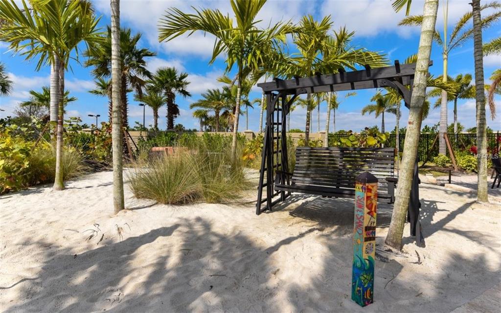 5222 CASTELLO LANE, BRADENTON, Florida 34211, 3 Bedrooms Bedrooms, 8 Rooms Rooms,2 BathroomsBathrooms,Residential,For sale,CASTELLO,A4195993