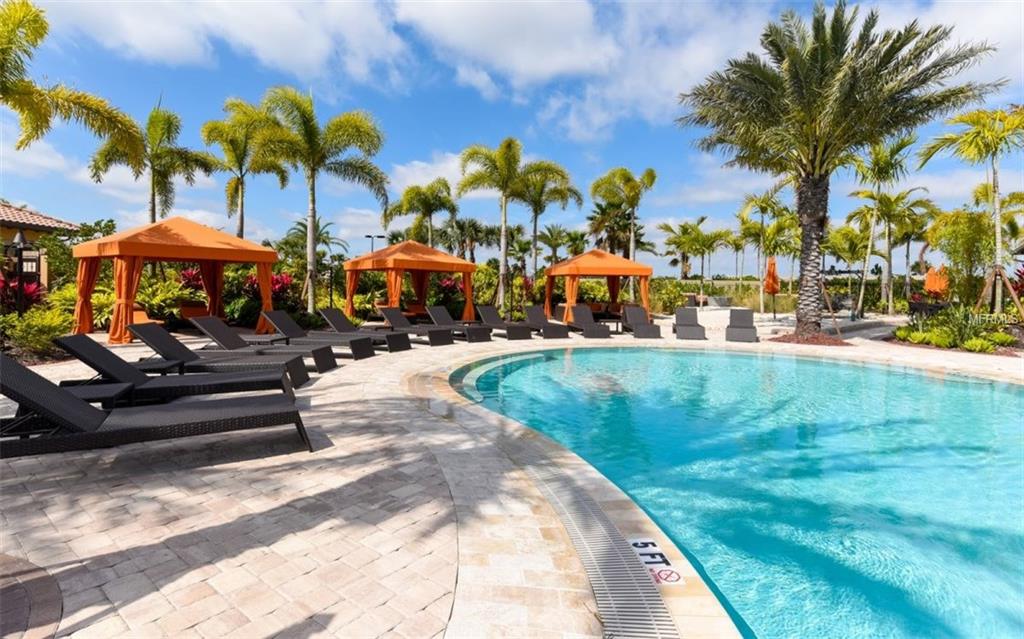 5222 CASTELLO LANE, BRADENTON, Florida 34211, 3 Bedrooms Bedrooms, 8 Rooms Rooms,2 BathroomsBathrooms,Residential,For sale,CASTELLO,A4195993