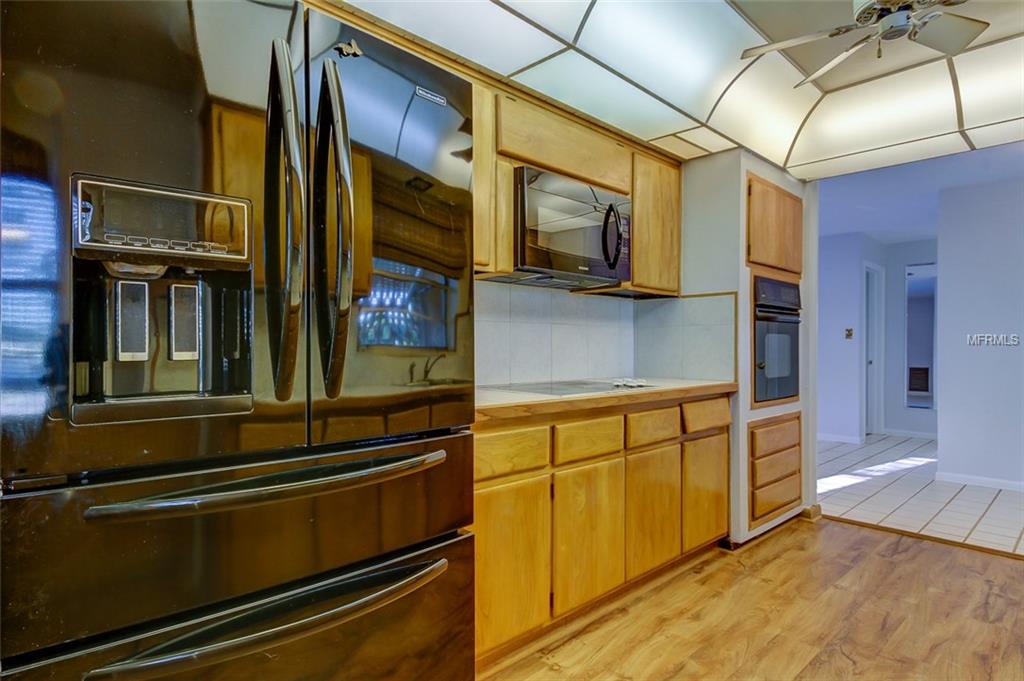 1440 40TH AVENUE NE, ST PETERSBURG, Florida 33703, 3 Bedrooms Bedrooms, 4 Rooms Rooms,2 BathroomsBathrooms,Residential,For sale,40TH,U7836870