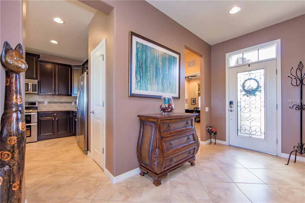 422 DEL SOL AVENUE, DAVENPORT, Florida 33837, 2 Bedrooms Bedrooms, 6 Rooms Rooms,2 BathroomsBathrooms,Residential,For sale,DEL SOL,S4854715