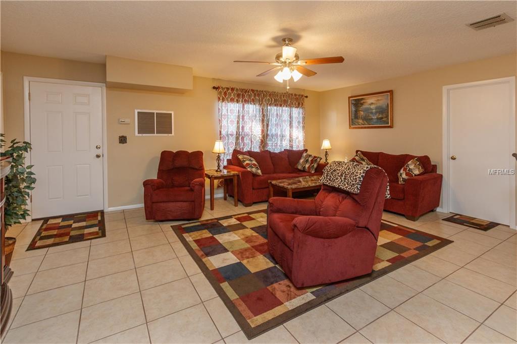 1000 15TH STREET, SAINT CLOUD, Florida 34769, 3 Bedrooms Bedrooms, 6 Rooms Rooms,2 BathroomsBathrooms,Residential,For sale,15TH,S4855699