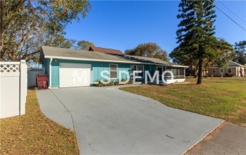 1000 15TH STREET, SAINT CLOUD, Florida 34769, 3 Bedrooms Bedrooms, 6 Rooms Rooms,2 BathroomsBathrooms,Residential,For sale,15TH,S4855699