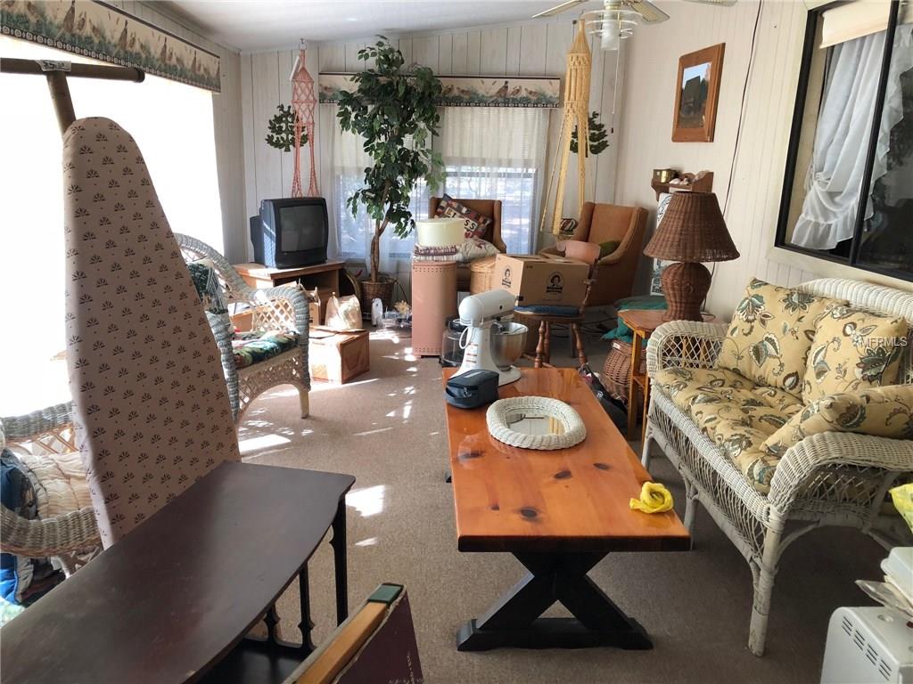 14765 SE 33RD TERRACE, SUMMERFIELD, Florida 34491, 2 Bedrooms Bedrooms, 6 Rooms Rooms,2 BathroomsBathrooms,Residential,For sale,33RD,G4851711