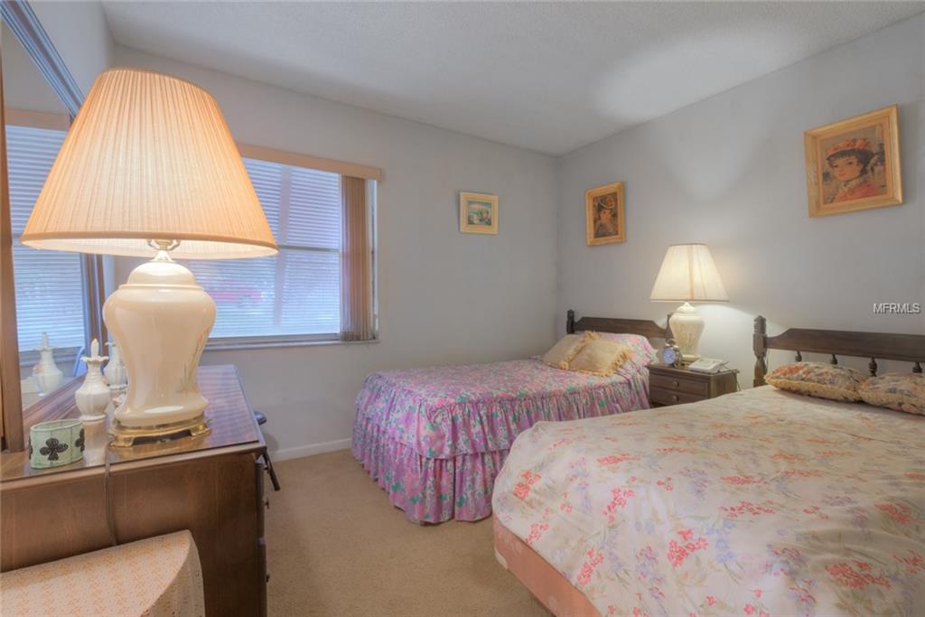 190 HICKORY WOODS COURT, DELTONA, Florida 32725, 2 Bedrooms Bedrooms, 5 Rooms Rooms,2 BathroomsBathrooms,Residential,For sale,HICKORY WOODS,V4722743