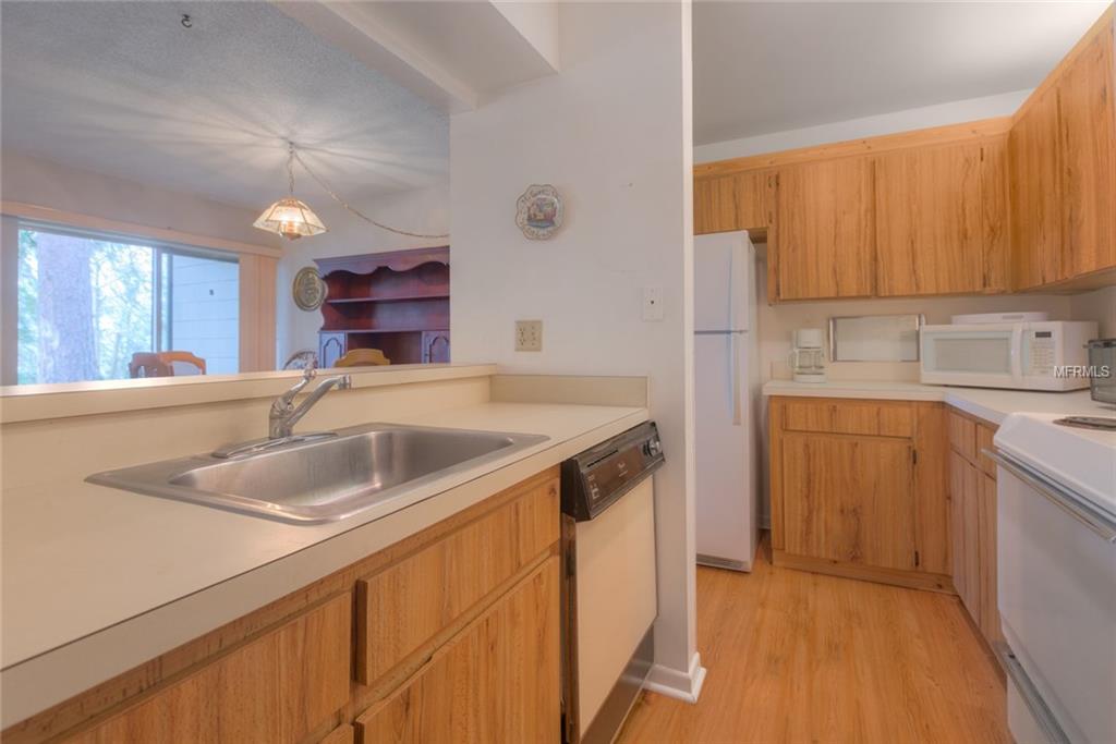 190 HICKORY WOODS COURT, DELTONA, Florida 32725, 2 Bedrooms Bedrooms, 5 Rooms Rooms,2 BathroomsBathrooms,Residential,For sale,HICKORY WOODS,V4722743