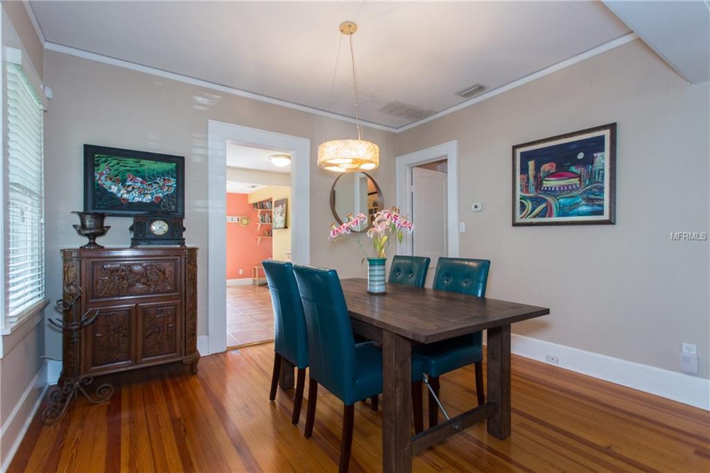 118 12TH AVENUE NE, ST PETERSBURG, Florida 33701, 2 Bedrooms Bedrooms, 3 Rooms Rooms,1 BathroomBathrooms,Residential,For sale,12TH,U7846889