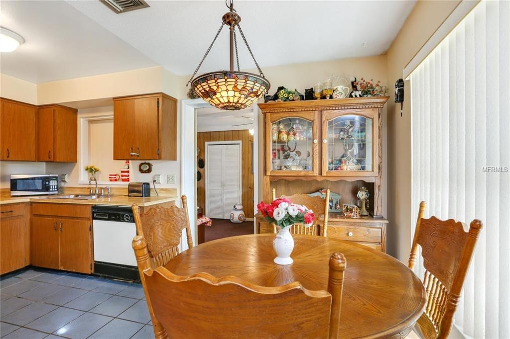 2100 MURDOCK BOULEVARD, ORLANDO, Florida 32817, 3 Bedrooms Bedrooms, 6 Rooms Rooms,1 BathroomBathrooms,Residential,For sale,MURDOCK,O5561087