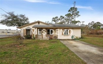 2100 MURDOCK BOULEVARD, ORLANDO, Florida 32817, 3 Bedrooms Bedrooms, 6 Rooms Rooms,1 BathroomBathrooms,Residential,For sale,MURDOCK,O5561087