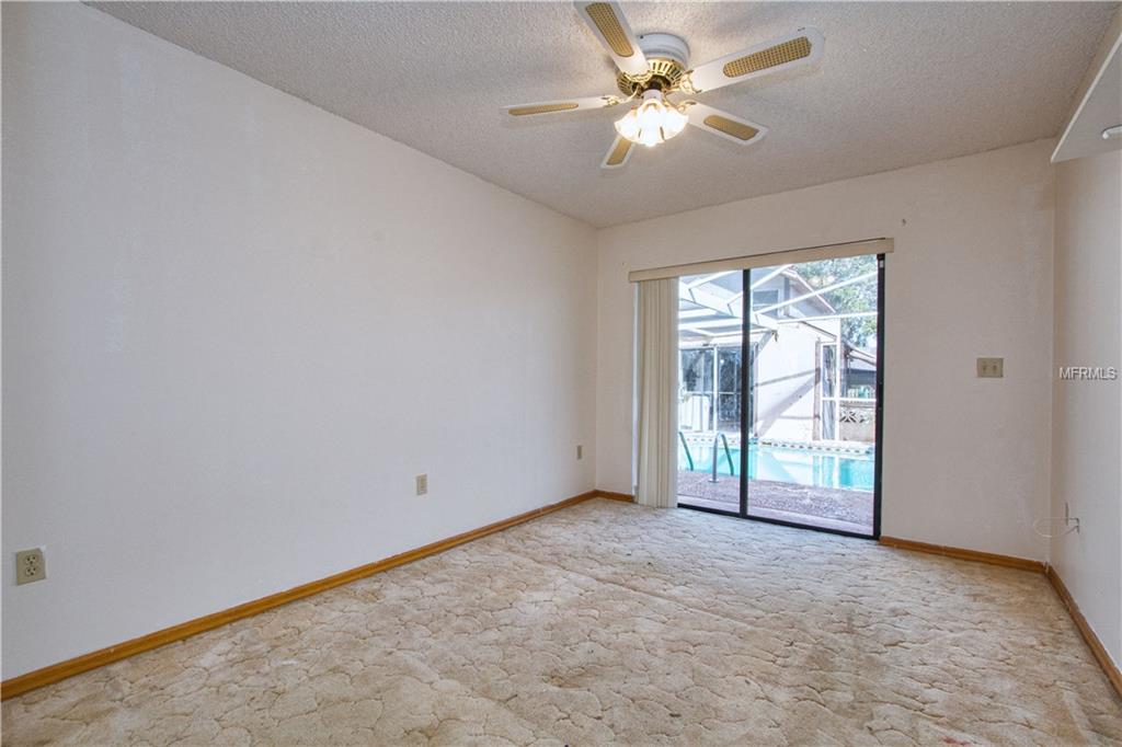 12747 PINE ISLAND DRIVE, LEESBURG, Florida 34788, 4 Bedrooms Bedrooms, 8 Rooms Rooms,3 BathroomsBathrooms,Residential,For sale,PINE ISLAND,G4852697