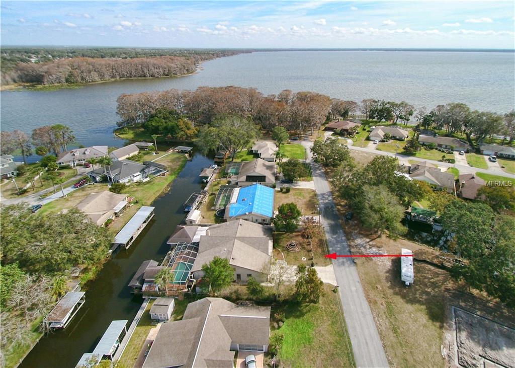 12747 PINE ISLAND DRIVE, LEESBURG, Florida 34788, 4 Bedrooms Bedrooms, 8 Rooms Rooms,3 BathroomsBathrooms,Residential,For sale,PINE ISLAND,G4852697