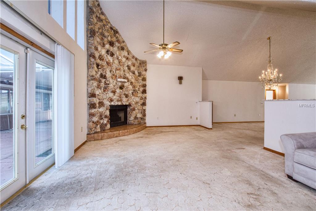 12747 PINE ISLAND DRIVE, LEESBURG, Florida 34788, 4 Bedrooms Bedrooms, 8 Rooms Rooms,3 BathroomsBathrooms,Residential,For sale,PINE ISLAND,G4852697