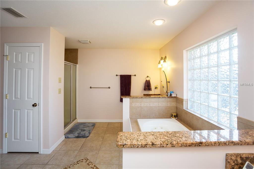 186 SW ORANGE BLOSSOM COURT, LAKE CITY, Florida 32025, 4 Bedrooms Bedrooms, 7 Rooms Rooms,2 BathroomsBathrooms,Residential,For sale,ORANGE BLOSSOM,A4209828