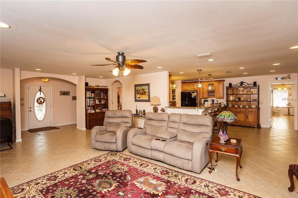 186 SW ORANGE BLOSSOM COURT, LAKE CITY, Florida 32025, 4 Bedrooms Bedrooms, 7 Rooms Rooms,2 BathroomsBathrooms,Residential,For sale,ORANGE BLOSSOM,A4209828
