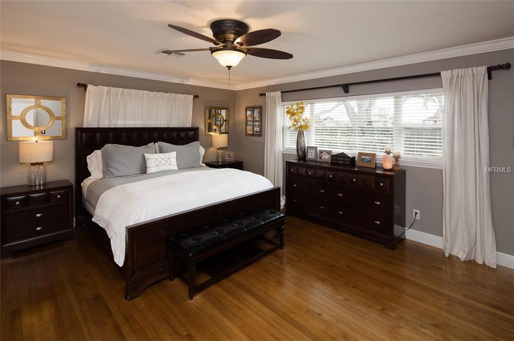 4205 WATERFRONT PARKWAY, ORLANDO, Florida 32806, 3 Bedrooms Bedrooms, 7 Rooms Rooms,3 BathroomsBathrooms,Residential,For sale,WATERFRONT,O5561786