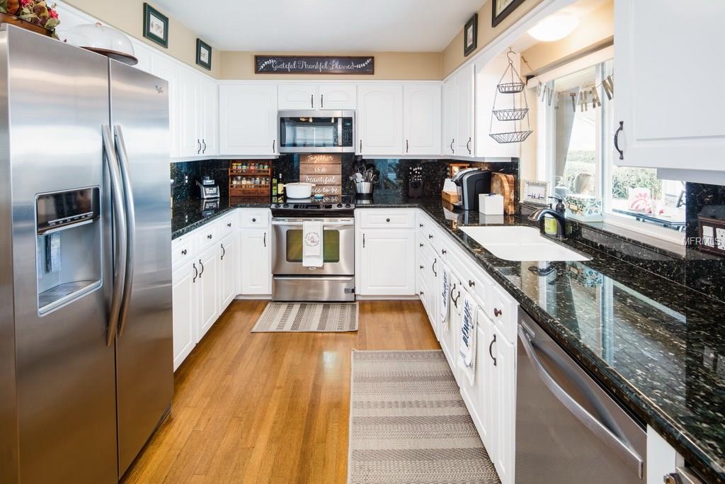 4205 WATERFRONT PARKWAY, ORLANDO, Florida 32806, 3 Bedrooms Bedrooms, 7 Rooms Rooms,3 BathroomsBathrooms,Residential,For sale,WATERFRONT,O5561786