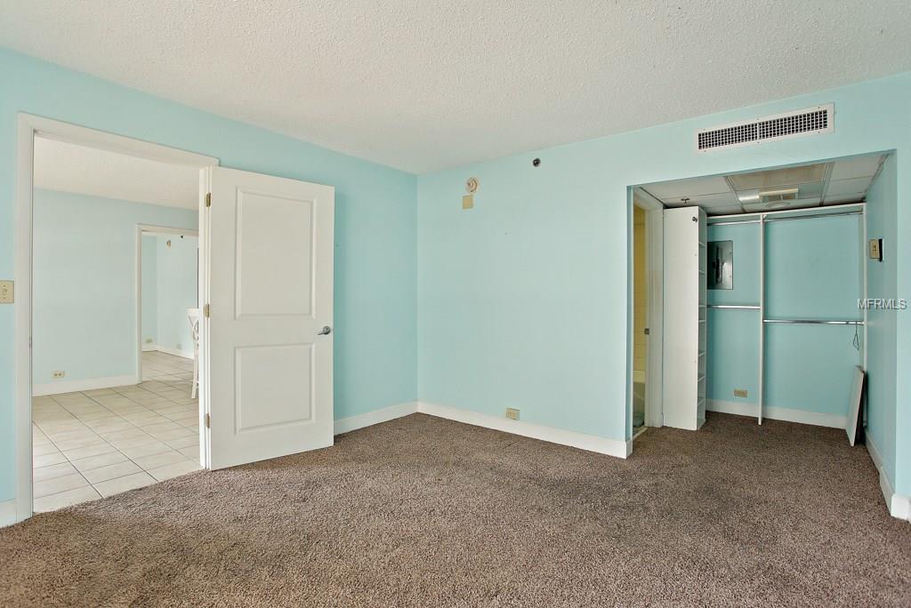 151 E WASHINGTON STREET, ORLANDO, Florida 32801, 2 Bedrooms Bedrooms, 4 Rooms Rooms,2 BathroomsBathrooms,Residential,For sale,WASHINGTON,O5506020