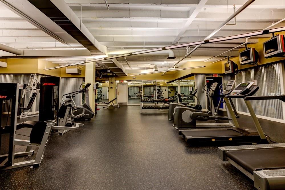 151 E WASHINGTON STREET, ORLANDO, Florida 32801, 2 Bedrooms Bedrooms, 4 Rooms Rooms,2 BathroomsBathrooms,Residential,For sale,WASHINGTON,O5506020