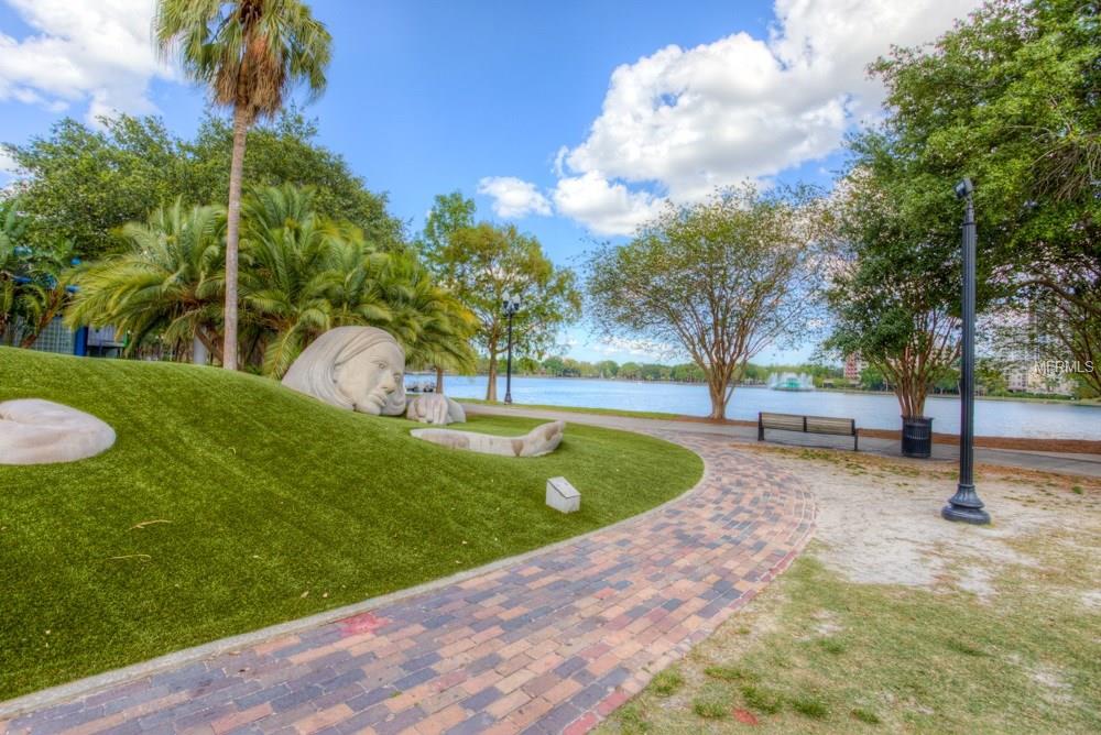 151 E WASHINGTON STREET, ORLANDO, Florida 32801, 2 Bedrooms Bedrooms, 4 Rooms Rooms,2 BathroomsBathrooms,Residential,For sale,WASHINGTON,O5506020