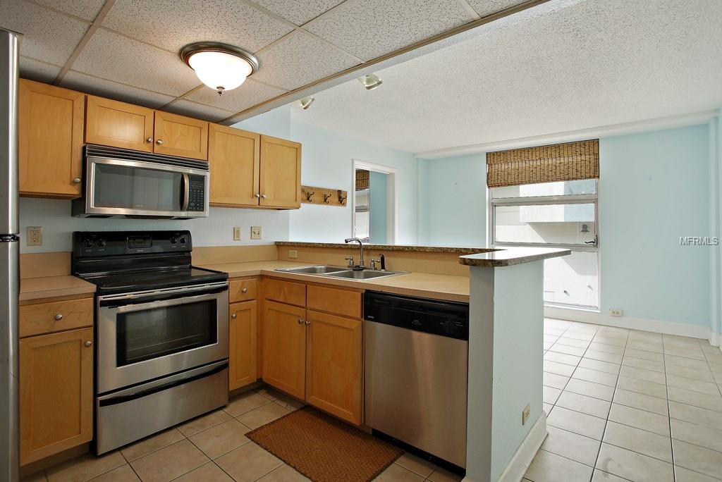 151 E WASHINGTON STREET, ORLANDO, Florida 32801, 2 Bedrooms Bedrooms, 4 Rooms Rooms,2 BathroomsBathrooms,Residential,For sale,WASHINGTON,O5506020