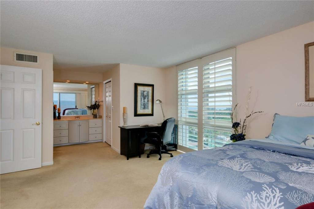 2301 GULF OF MEXICO DRIVE, LONGBOAT KEY, Florida 34228, 2 Bedrooms Bedrooms, 6 Rooms Rooms,2 BathroomsBathrooms,Residential,For sale,GULF OF MEXICO,A4196003