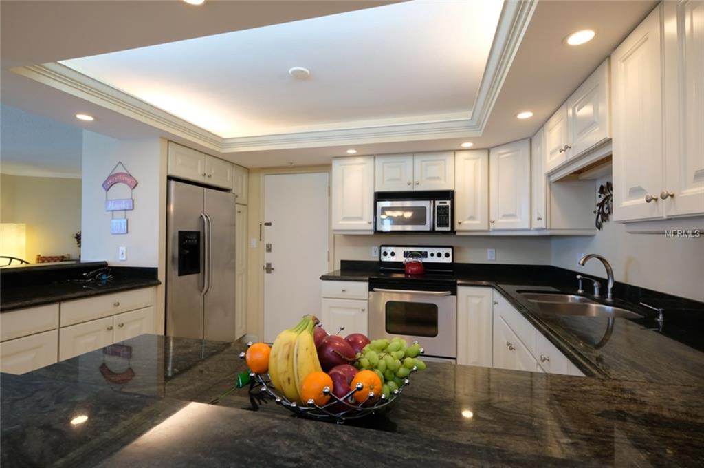 2301 GULF OF MEXICO DRIVE, LONGBOAT KEY, Florida 34228, 2 Bedrooms Bedrooms, 6 Rooms Rooms,2 BathroomsBathrooms,Residential,For sale,GULF OF MEXICO,A4196003