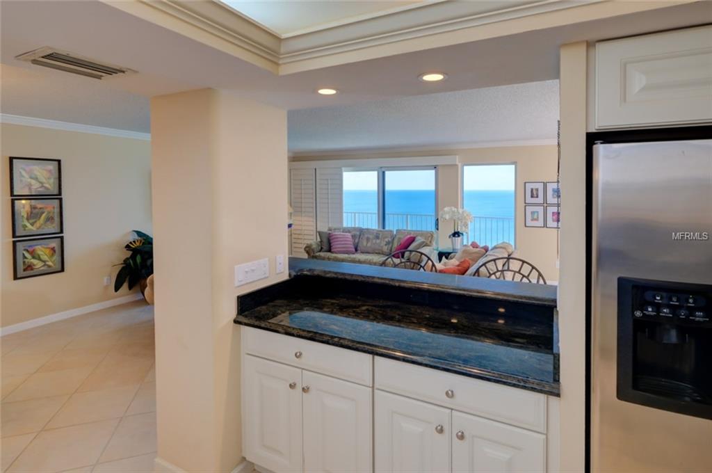 2301 GULF OF MEXICO DRIVE, LONGBOAT KEY, Florida 34228, 2 Bedrooms Bedrooms, 6 Rooms Rooms,2 BathroomsBathrooms,Residential,For sale,GULF OF MEXICO,A4196003