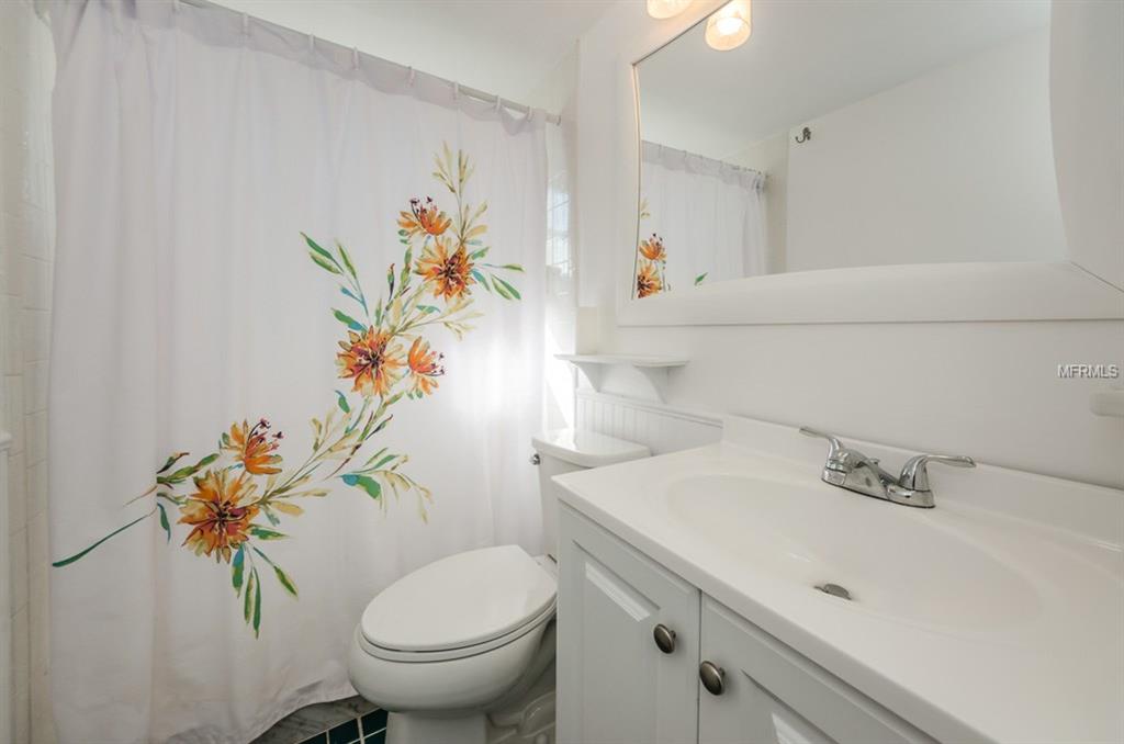 10416 HETRICK CIRCLE W, LARGO, Florida 33774, 4 Bedrooms Bedrooms, 4 Rooms Rooms,3 BathroomsBathrooms,Residential,For sale,HETRICK,U7841176