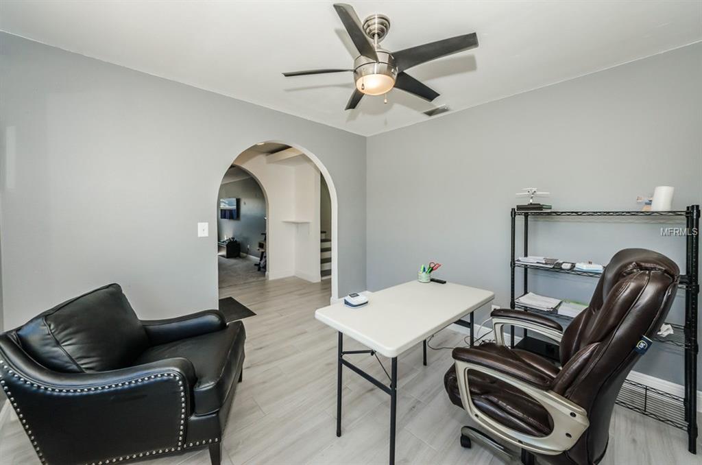 10416 HETRICK CIRCLE W, LARGO, Florida 33774, 4 Bedrooms Bedrooms, 4 Rooms Rooms,3 BathroomsBathrooms,Residential,For sale,HETRICK,U7841176