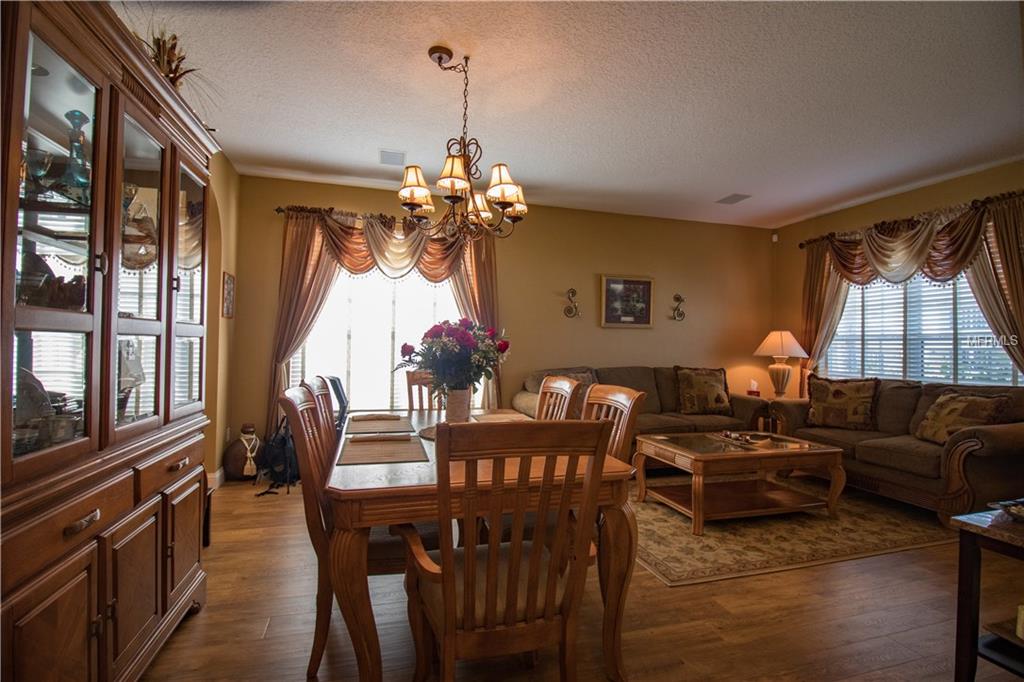 501 BLOSSOMWOOD DRIVE, DEBARY, Florida 32713, 5 Bedrooms Bedrooms, 9 Rooms Rooms,2 BathroomsBathrooms,Residential,For sale,BLOSSOMWOOD,V4722311