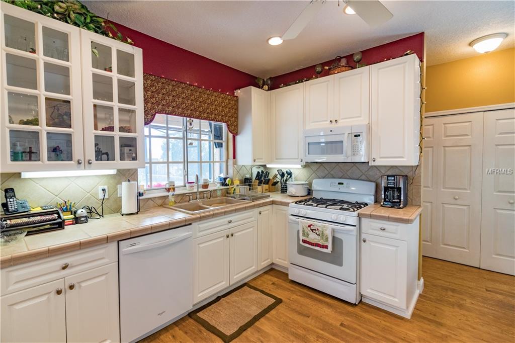 501 BLOSSOMWOOD DRIVE, DEBARY, Florida 32713, 5 Bedrooms Bedrooms, 9 Rooms Rooms,2 BathroomsBathrooms,Residential,For sale,BLOSSOMWOOD,V4722311