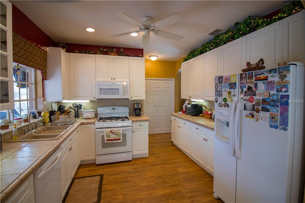 501 BLOSSOMWOOD DRIVE, DEBARY, Florida 32713, 5 Bedrooms Bedrooms, 9 Rooms Rooms,2 BathroomsBathrooms,Residential,For sale,BLOSSOMWOOD,V4722311